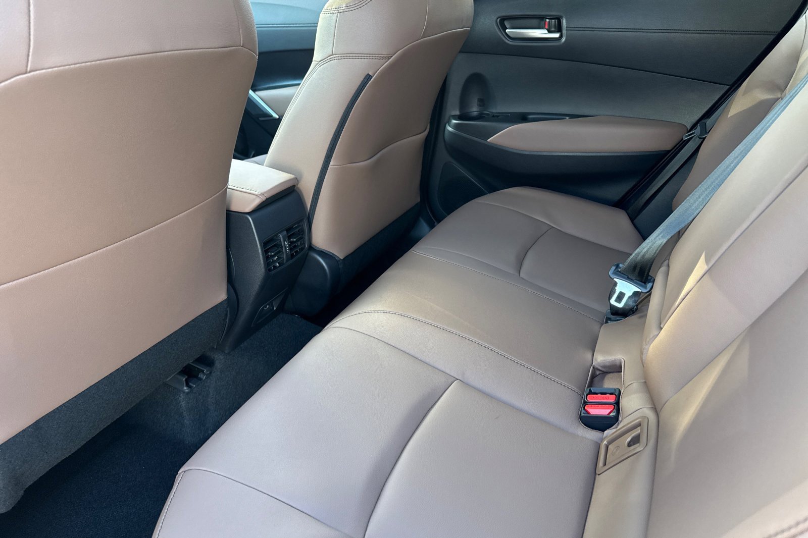 New 2026 Toyota Corolla Cross XLE image 5