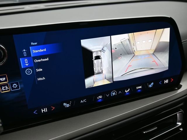 New 2026 Chevrolet Traverse LT w/ Driver Confidence Package image 31