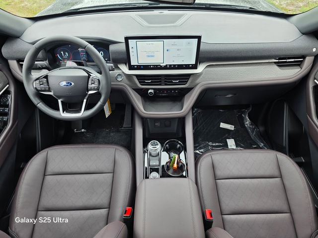 New 2026 Ford Explorer Platinum image 16