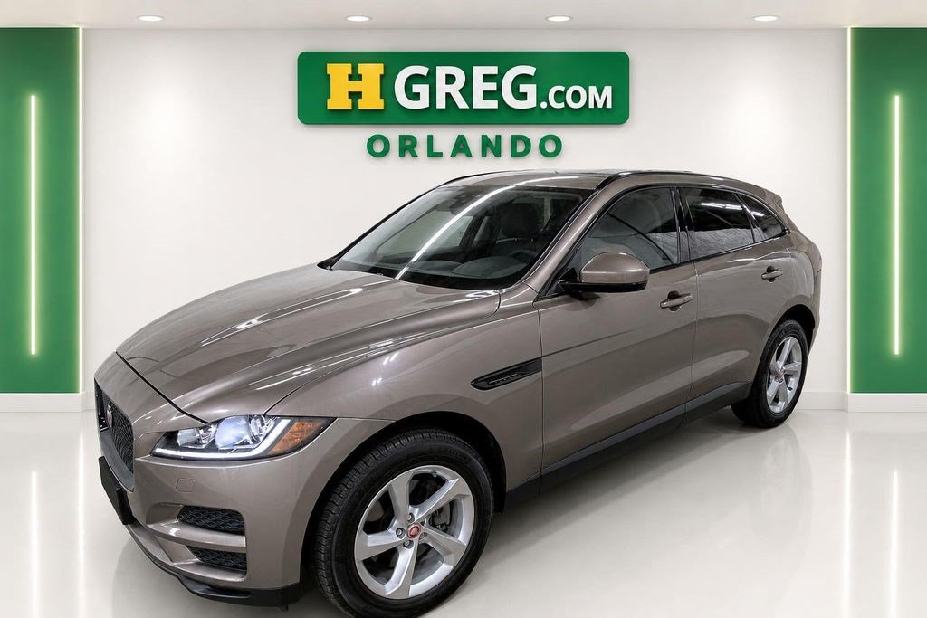 Used 2017 Jaguar F-PACE Premium AWD/4WD image 4