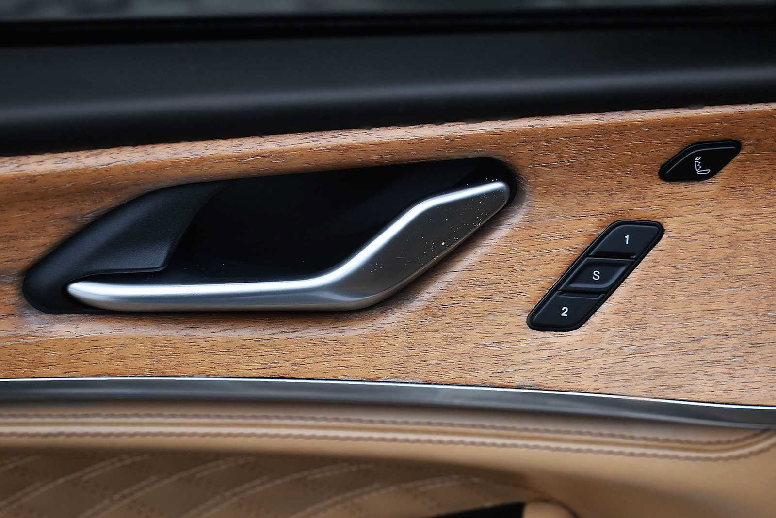 Used 2022 Jeep Grand Cherokee Summit image 32