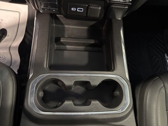 Used 2021 Chevrolet Silverado 1500 LTZ image 27