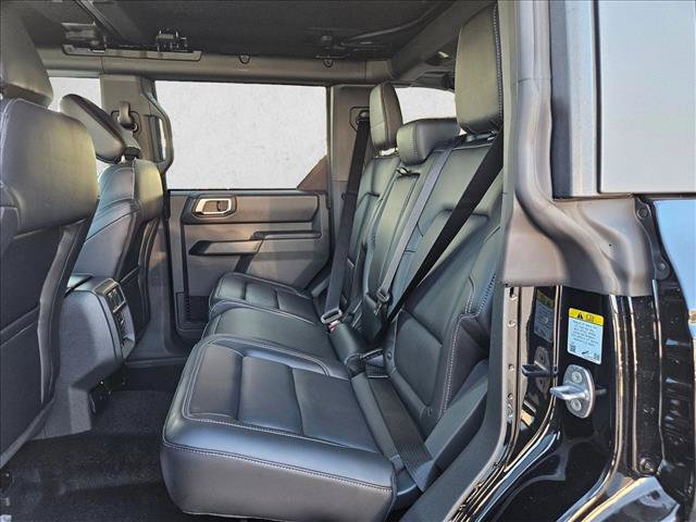 New 2026 Ford Bronco Outer Banks w/ Sasquatch Package AWD/4WD image 12