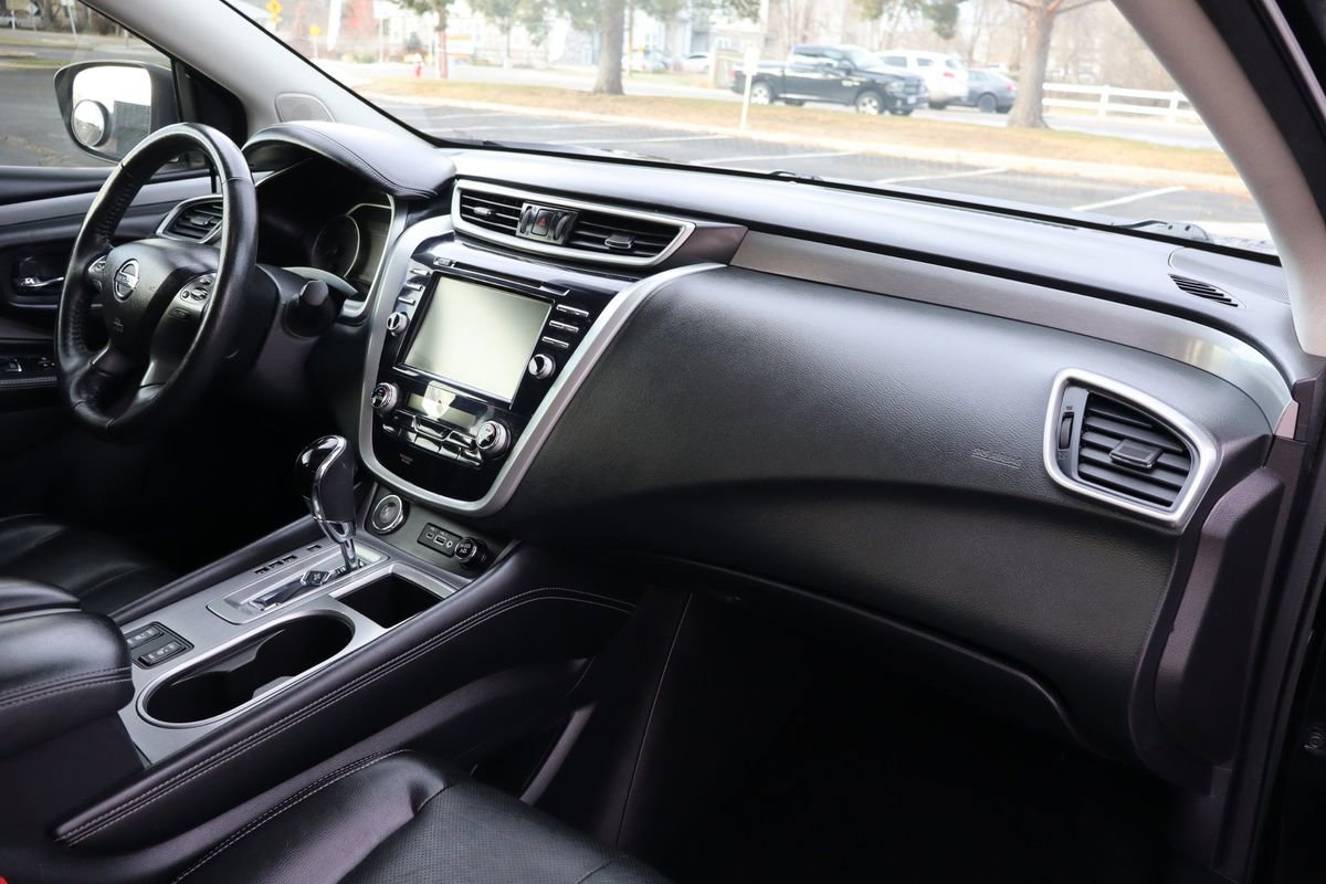 Used 2020 Nissan Murano SL w/ Moonroof Package image 17