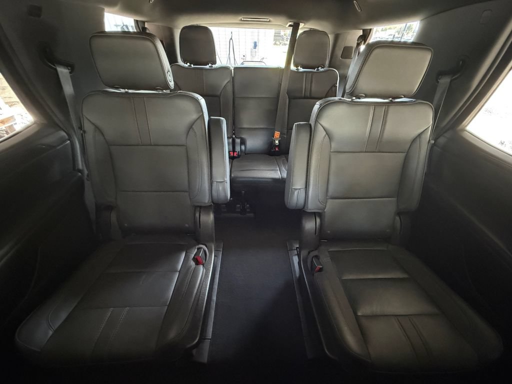 Used 2023 Chevrolet Tahoe RST w/ Luxury Package RWD image 39