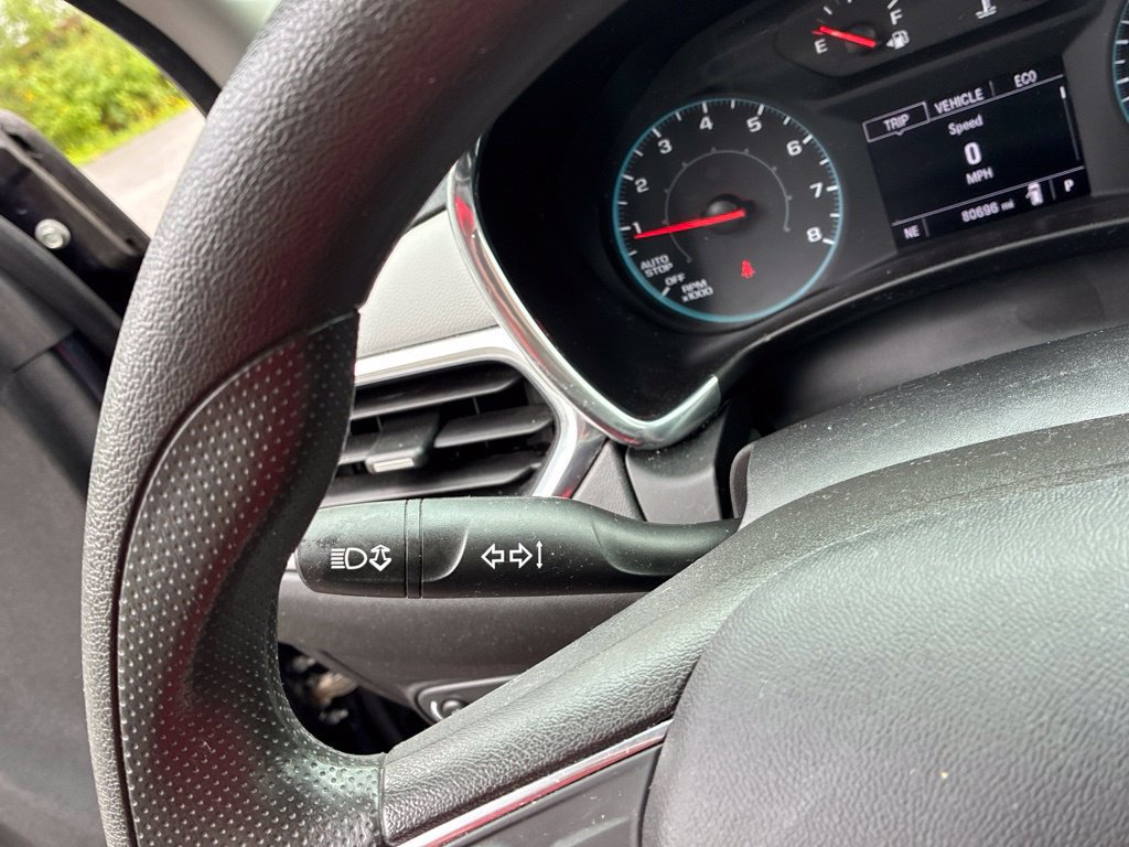 Used 2019 Chevrolet Equinox LS AWD/4WD image 30