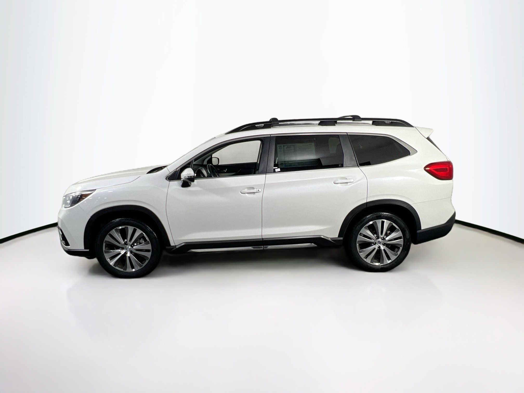 Used 2022 Subaru Ascent Limited w/ Technology Package image 8