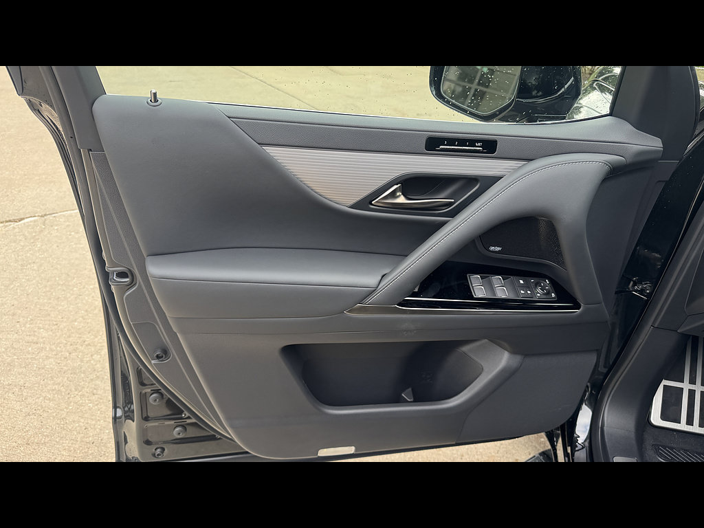 New 2026 Lexus LX 600 F Sport AWD/4WD image 12