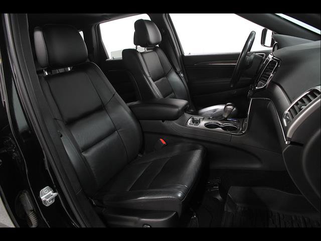 Used 2021 Jeep Grand Cherokee Limited AWD/4WD image 19