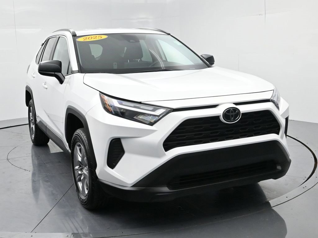 Used 2025 Toyota RAV4 LE image 2