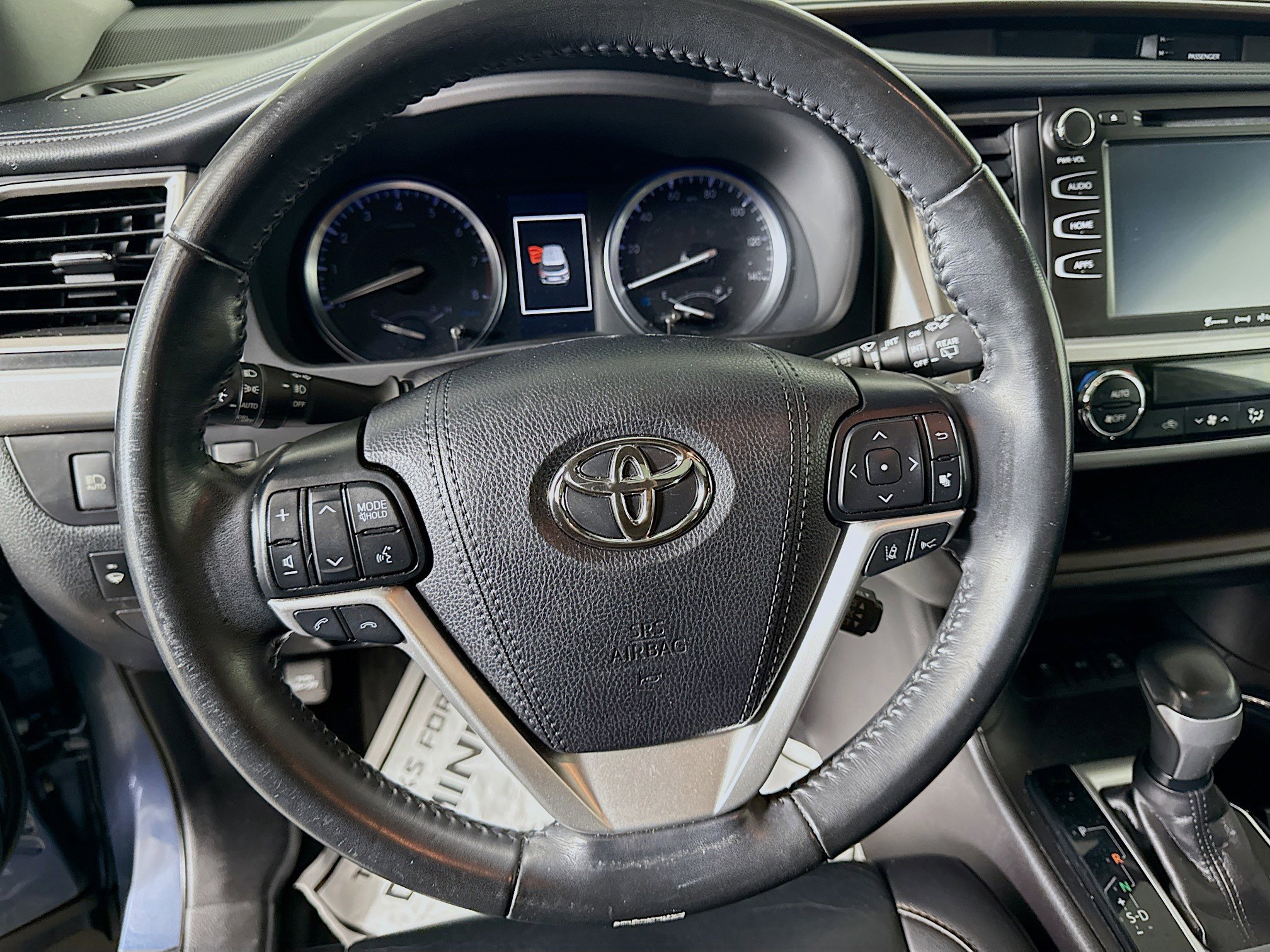 Certified 2019 Toyota Highlander XLE AWD/4WD image 12