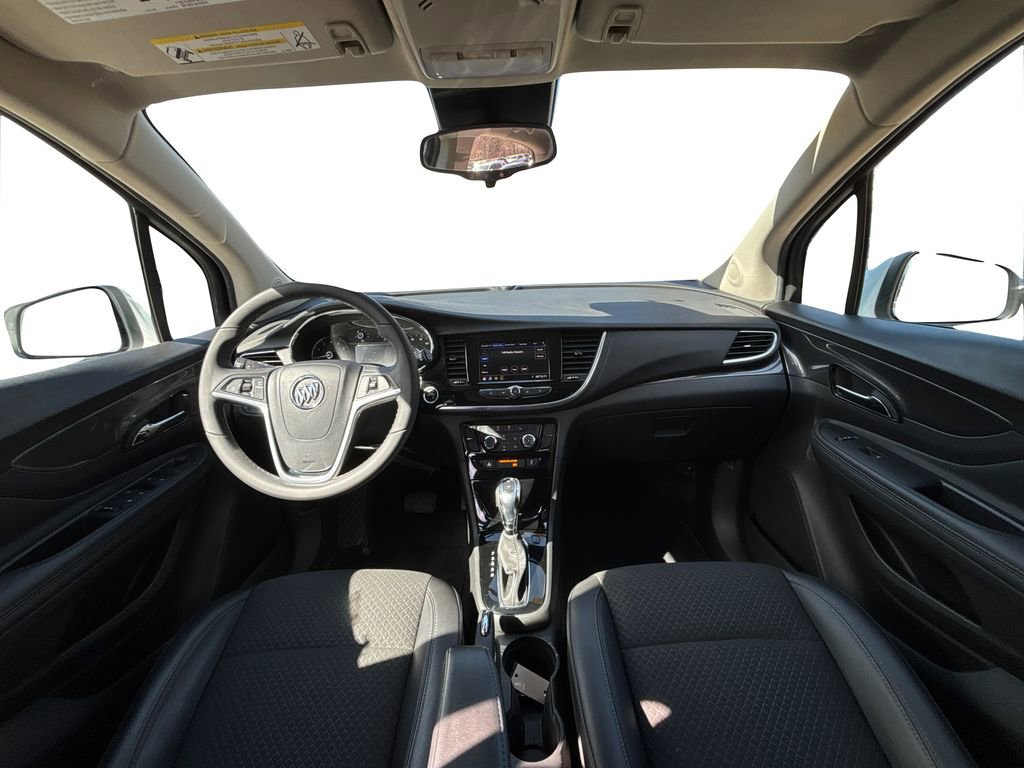 Used 2022 Buick Encore Preferred w/ Safety Package image 17