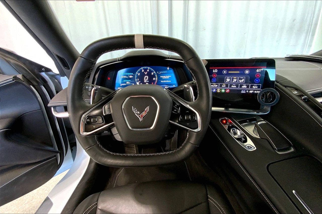 Used 2023 Chevrolet Corvette Stingray Coupe w/ Z51 Performance Package RWD image 4