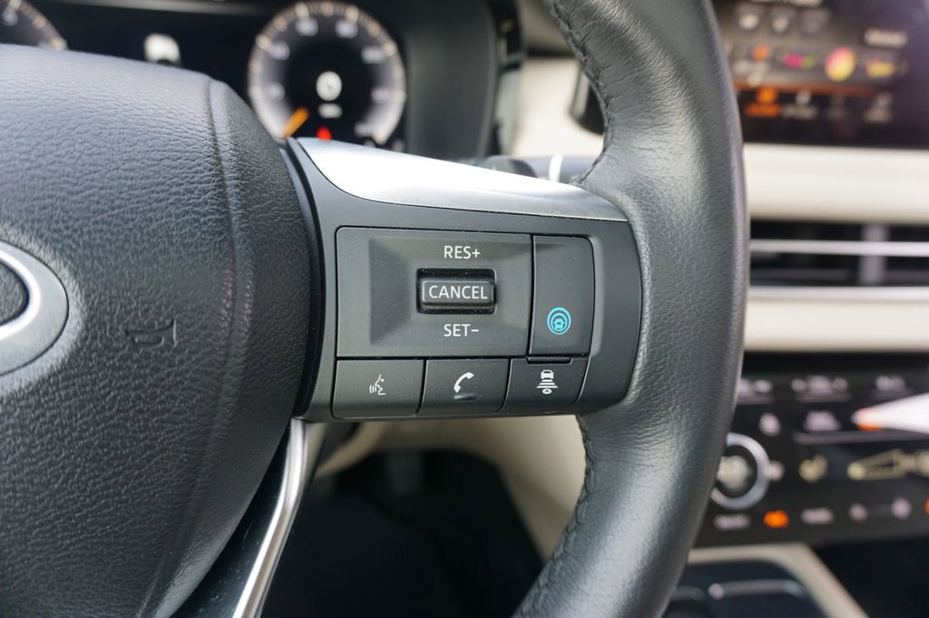 Used 2023 INFINITI QX60 Luxe w/ Cargo Package image 9
