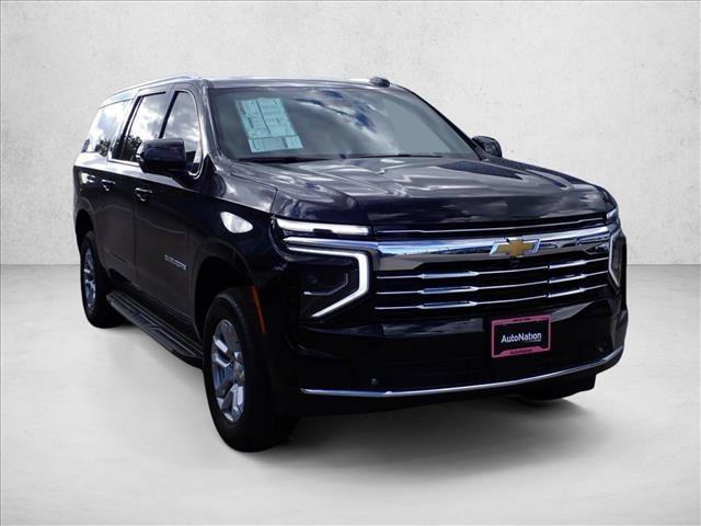 New 2026 Chevrolet Suburban LT w/ Comfort Package AWD/4WD image 6