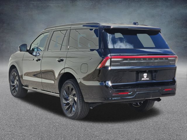 New 2026 Lincoln Navigator Reserve w/ Jet Appearance Package AWD/4WD image 5