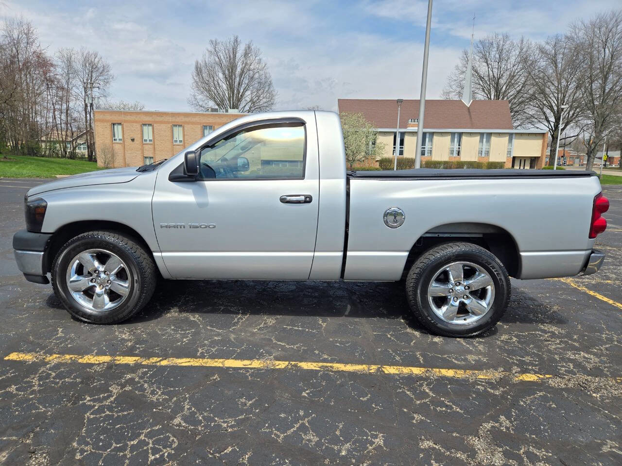 Used 2007 Dodge Ram 1500 Truck ST w/ V6 Value Group image 4