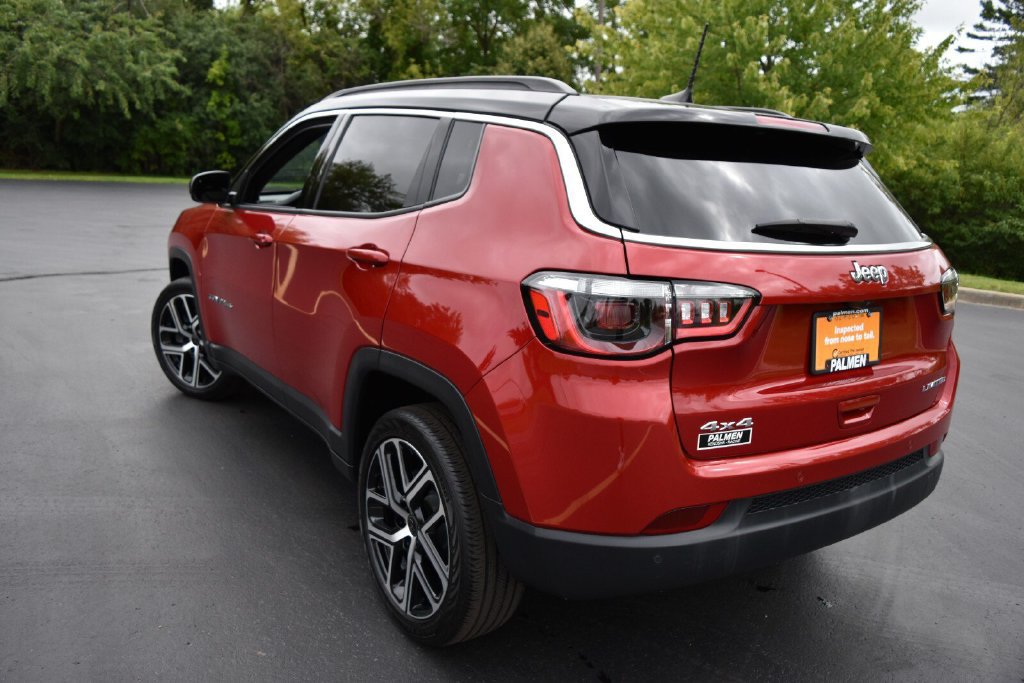 Certified 2025 Jeep Compass Limited AWD/4WD image 9