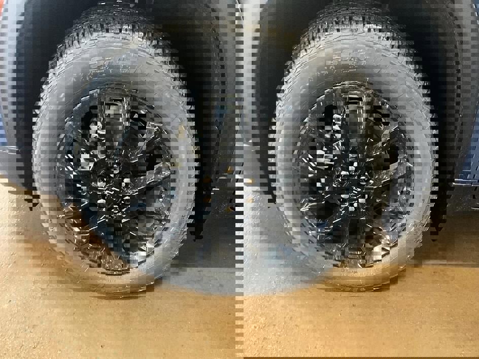 New 2026 Chevrolet Traverse LT w/ Midnight/Sport Edition image 14