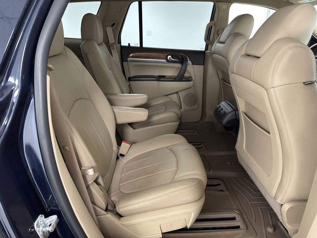 Used 2011 Buick Enclave CXL w/ Trailering Provision Package image 21