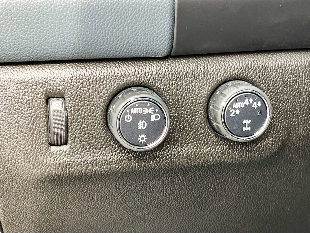 Used 2021 Chevrolet Colorado Z71 AWD/4WD image 10