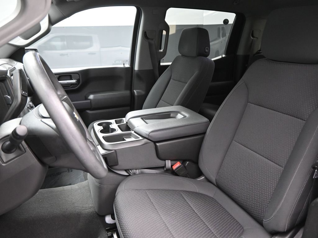 Used 2022 Chevrolet Silverado 1500 Custom image 9