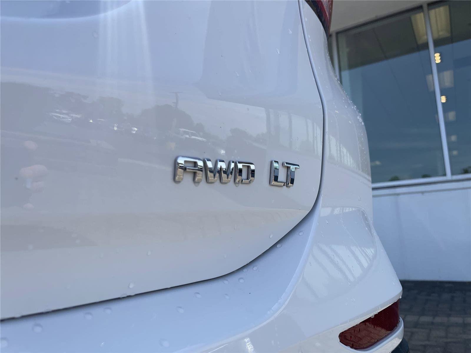 Used 2023 Chevrolet Equinox LT AWD/4WD image 11