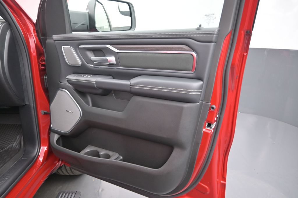 New 2026 RAM 1500 Laramie AWD/4WD image 20