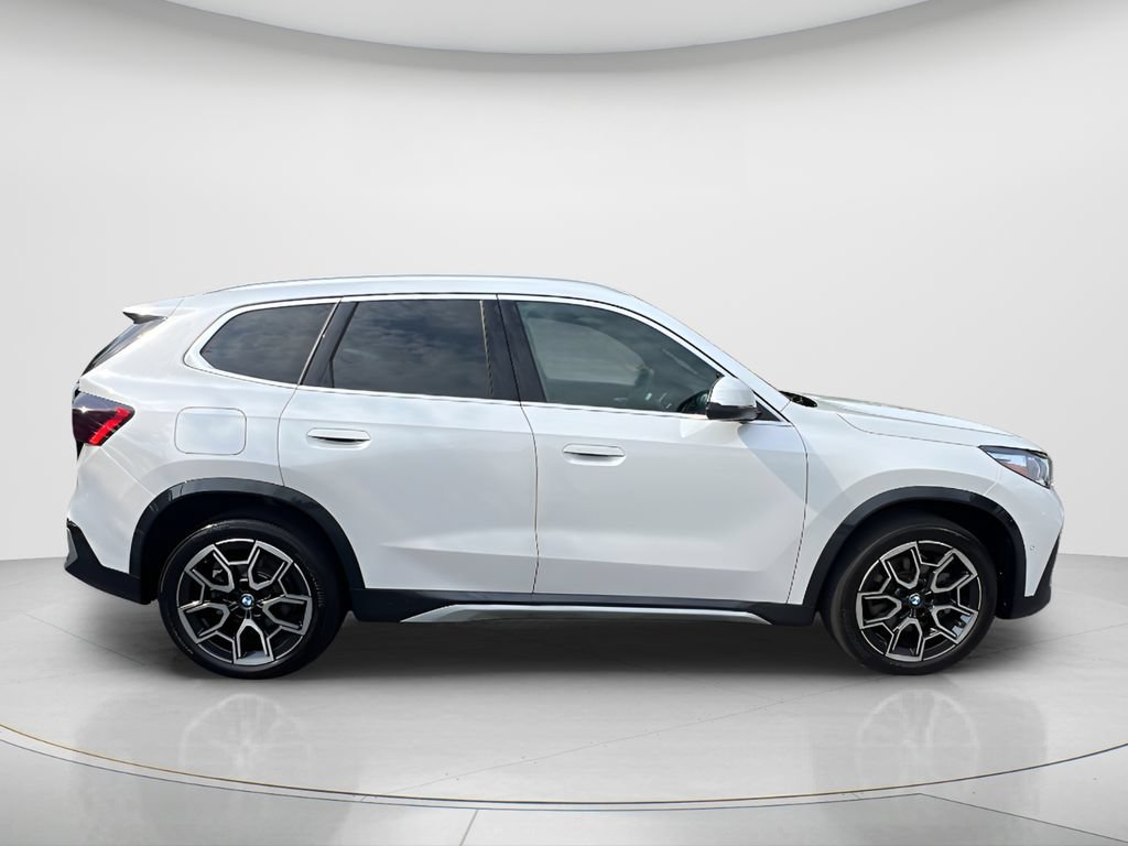 Certified 2026 BMW X1 xDrive28i w/ Technology Package AWD/4WD image 4