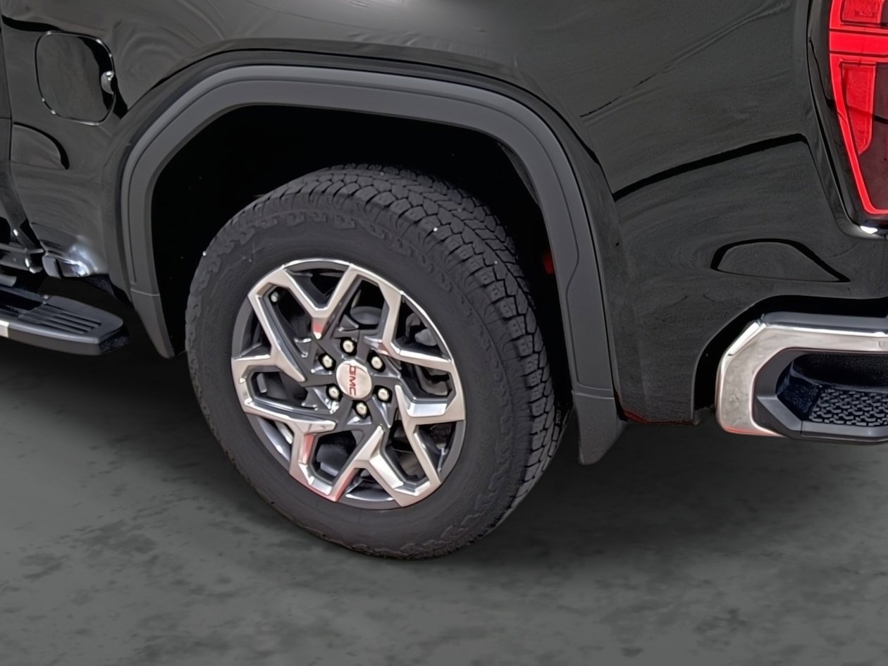 Used 2024 GMC Sierra 1500 SLT w/ SLT Premium Plus Package image 9