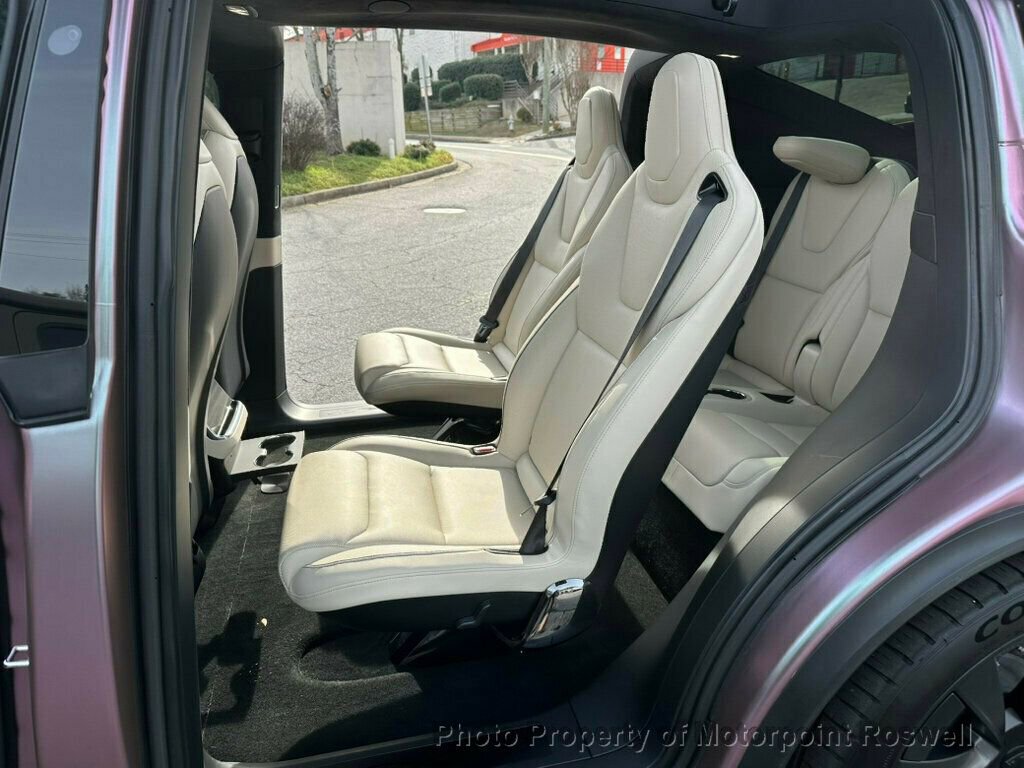 Used 2023 Tesla Model X Plaid image 15