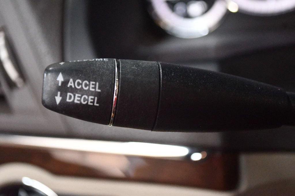 Used 2011 Mercedes-Benz E 550 Cabriolet image 70
