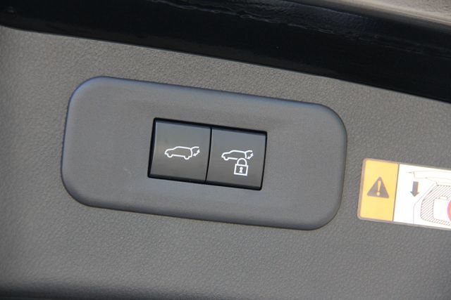 Used 2025 Lexus NX 350h AWD w/ Rear Seat Package image 37