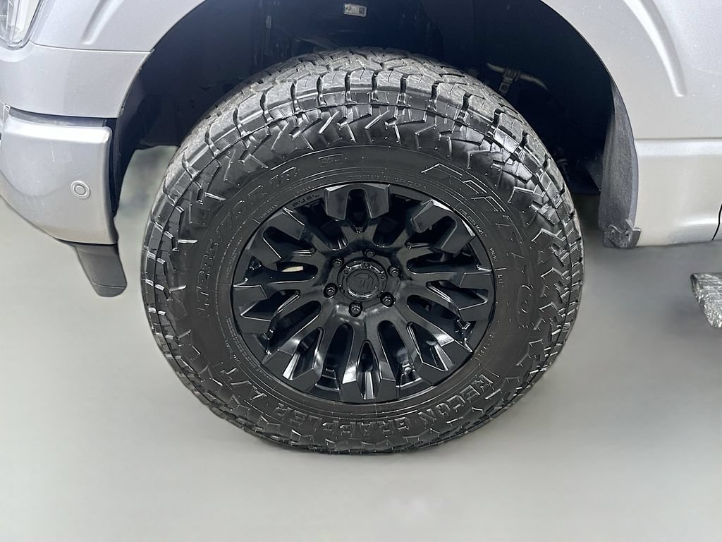 Used 2022 Ford F150 Platinum w/ Equipment Group 701A High AWD/4WD image 8