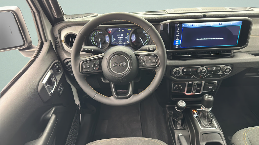 Used 2024 Jeep Wrangler Unlimited w/ Convenience Group AWD/4WD image 10