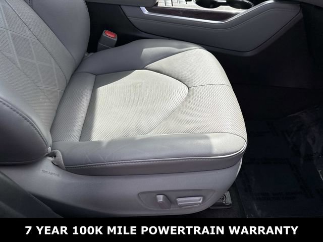 Used 2021 Toyota Highlander Platinum image 10