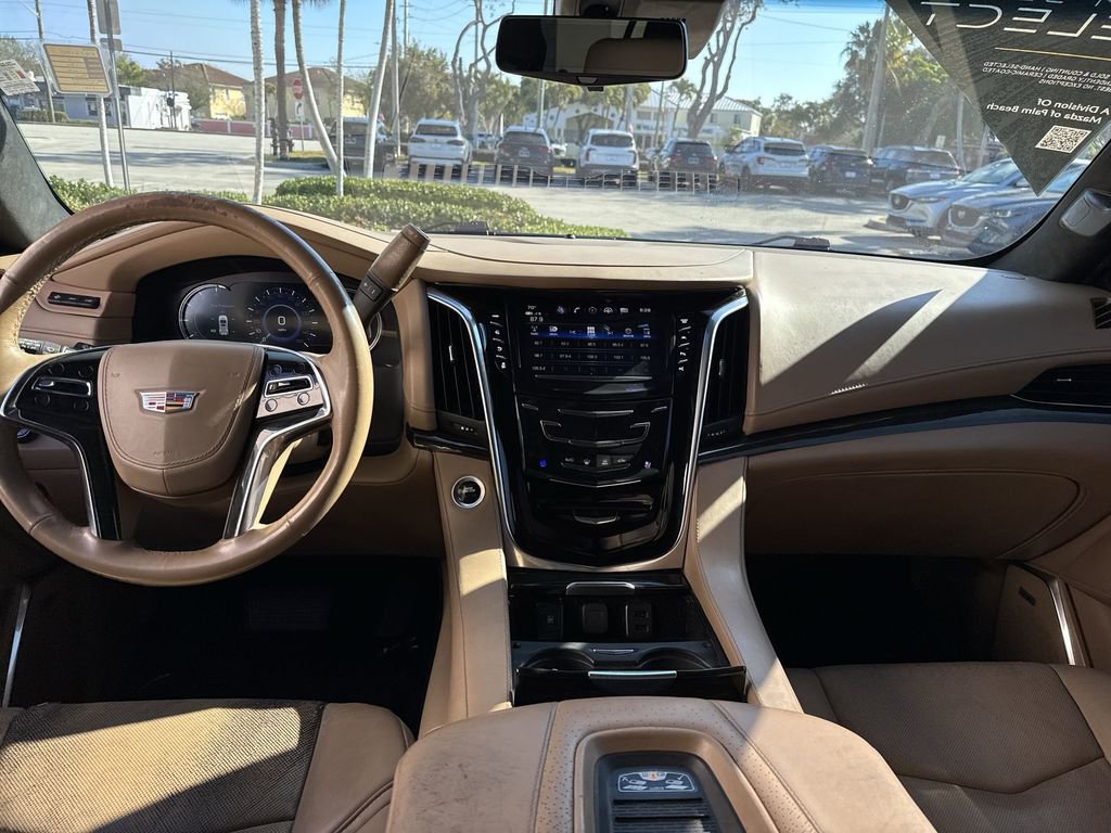 Used 2019 Cadillac Escalade Platinum w/ Escalade Sport Edition image 14