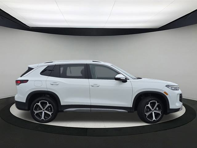 New 2026 Volkswagen Tiguan SE image 8