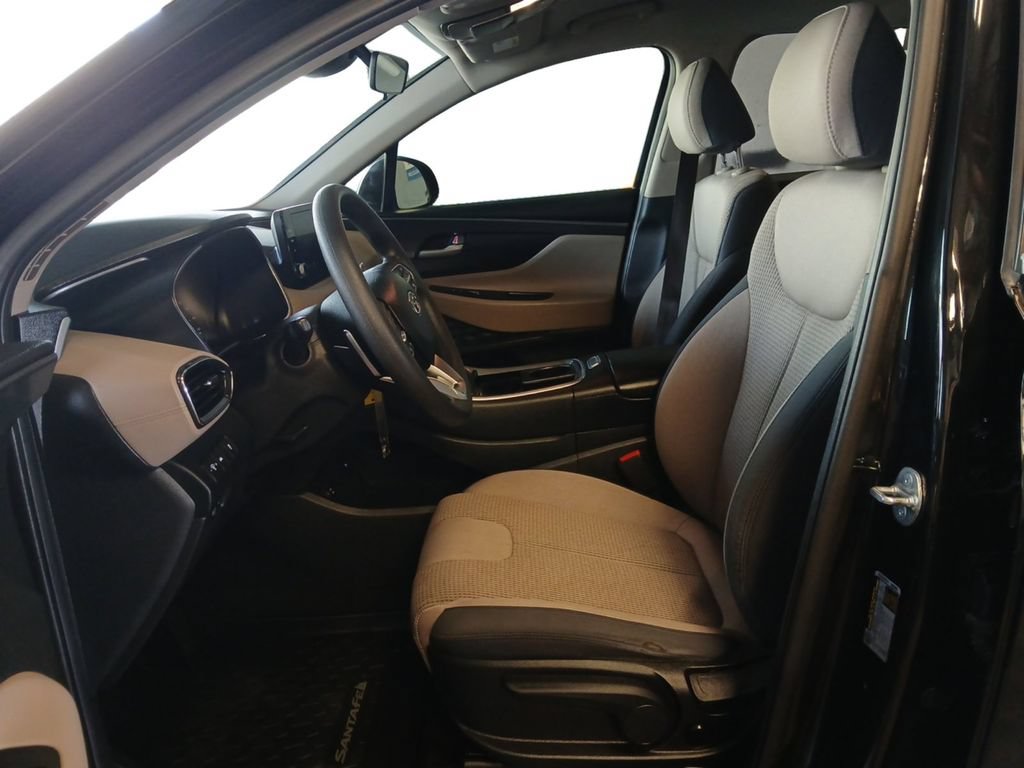 Used 2023 Hyundai Santa Fe SE FWD image 16