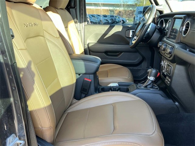 Used 2023 Jeep Wrangler Unlimited Sahara w/ Cold Weather Group image 23