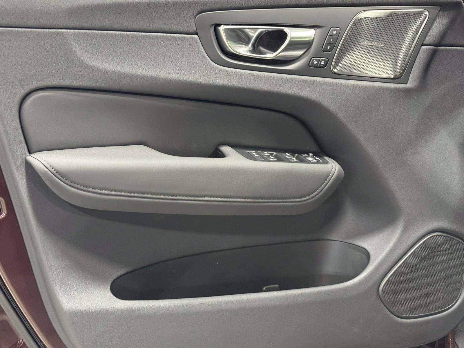 New 2026 Volvo XC60 B5 Plus w/ Protection Package Premier AWD/4WD image 11