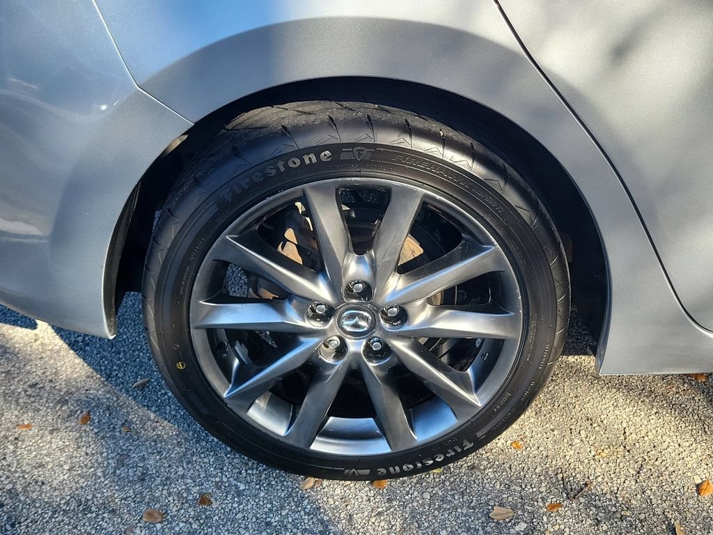 Used 2018 MAZDA MAZDA3 Touring FWD image 16