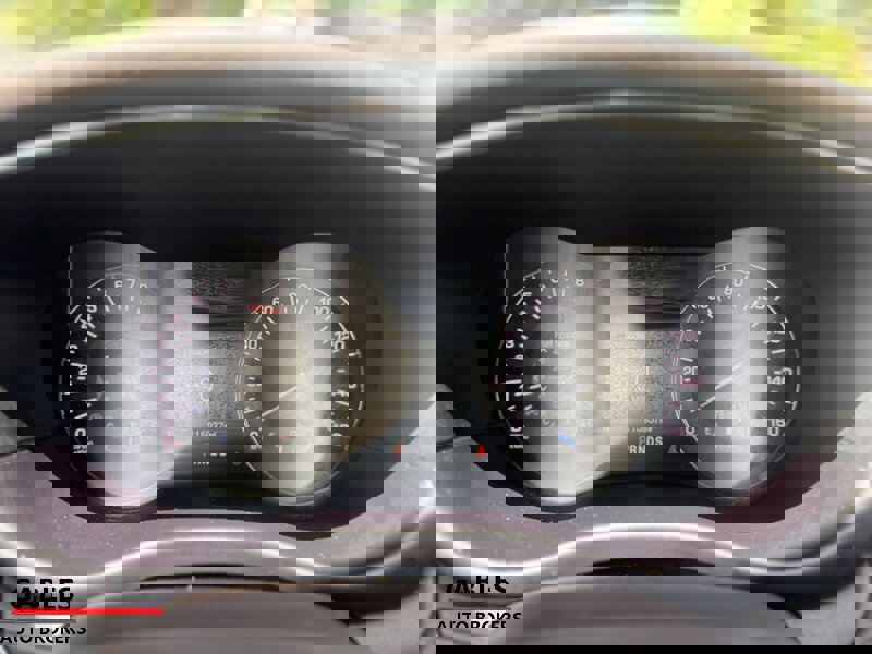 Used 2017 Lincoln MKC Premiere image 32