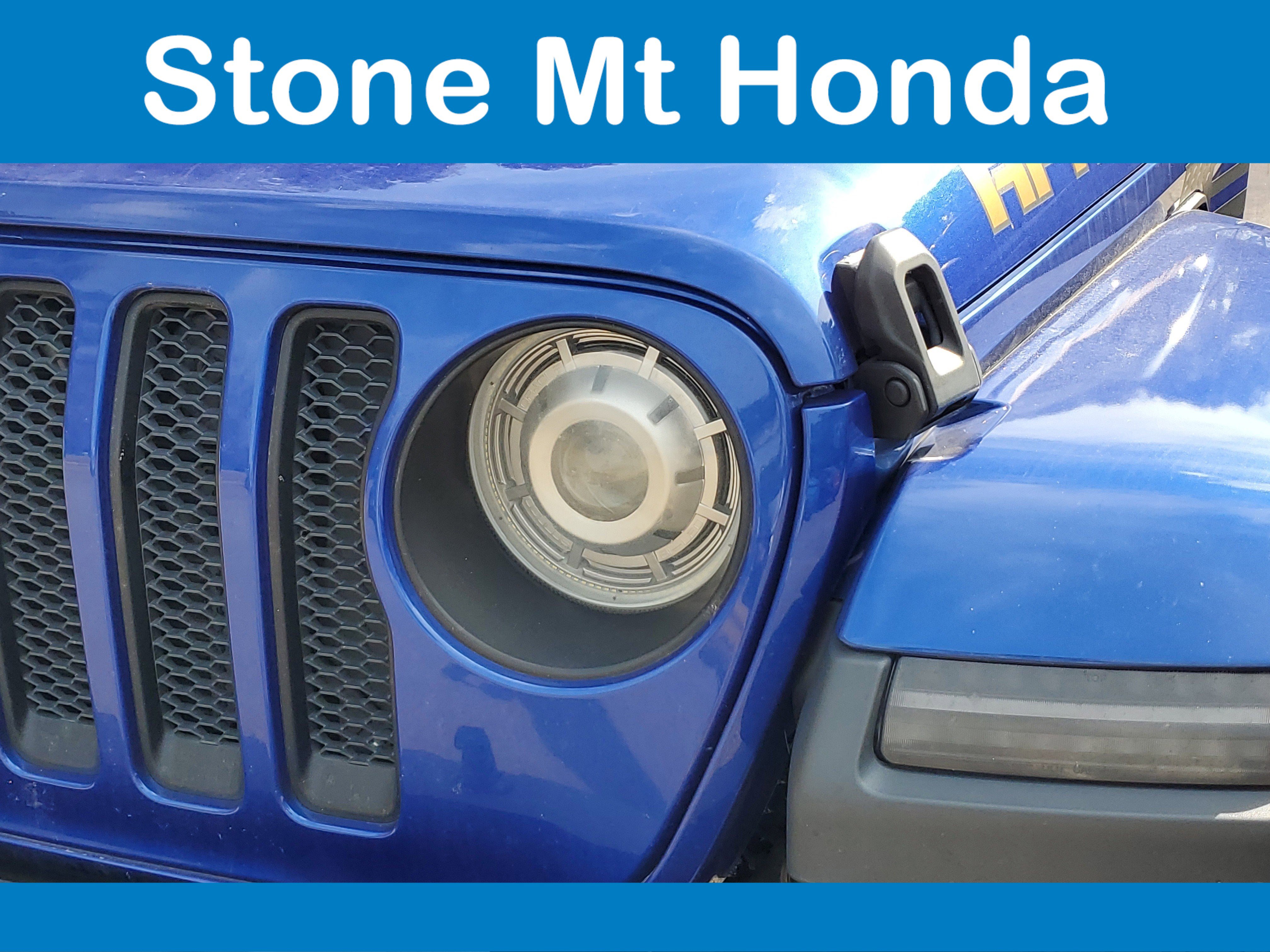 Used 2020 Jeep Wrangler Unlimited Sahara w/ Safety Group image 4