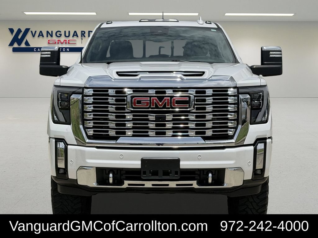 Used 2024 GMC Sierra 2500 Denali w/ Denali Reserve Package AWD/4WD image 3