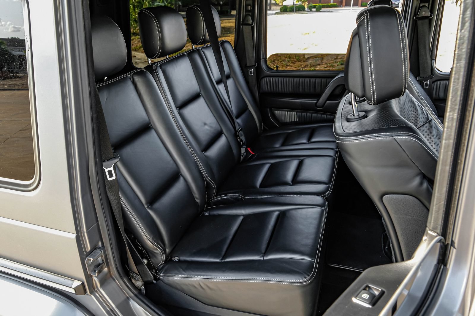 Used 2016 Mercedes-Benz G 63 AMG 4MATIC image 35