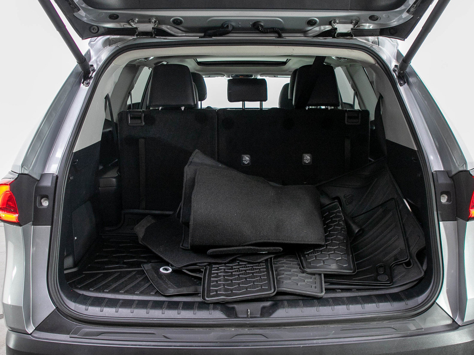 Used 2024 Toyota Grand Highlander AWD Hybrid image 18