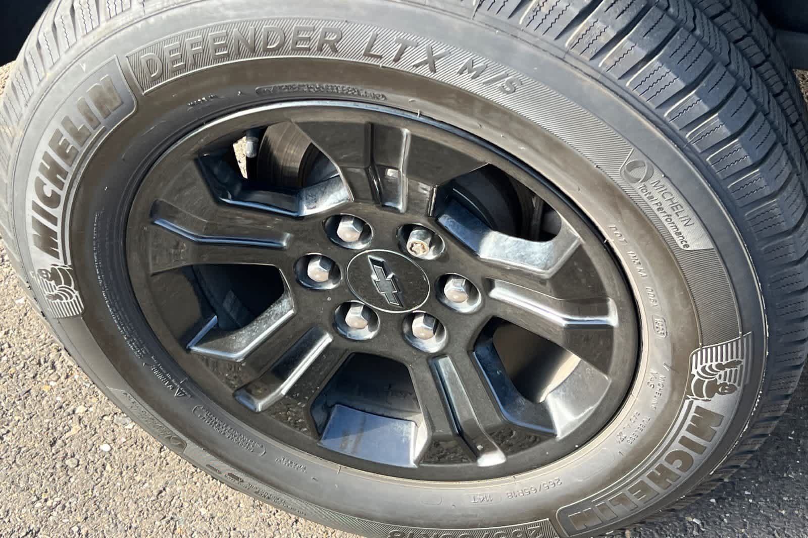 Used 2019 Chevrolet Suburban LT AWD/4WD image 17