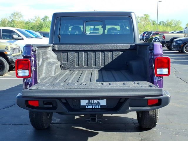 New 2026 Jeep Gladiator Sport AWD/4WD image 19