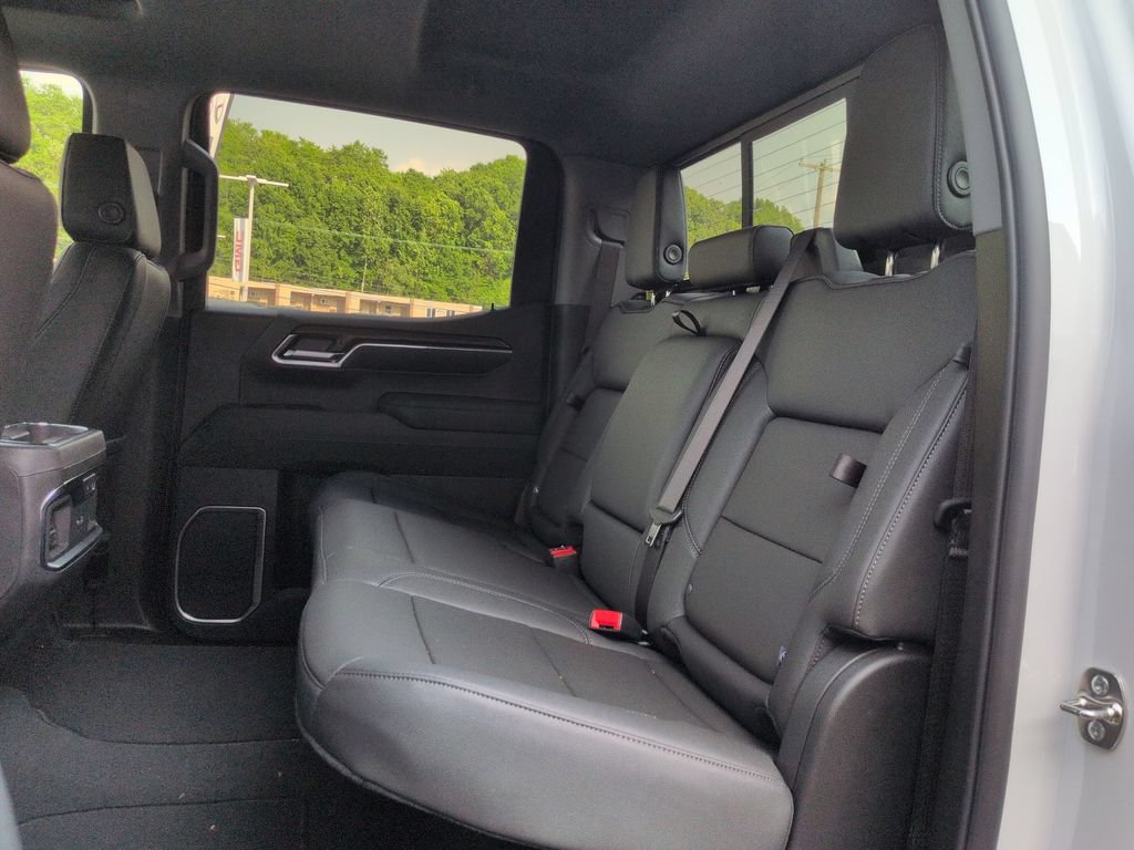 New 2026 GMC Sierra 1500 SLT w/ SLT Premium Plus Package AWD/4WD image 15